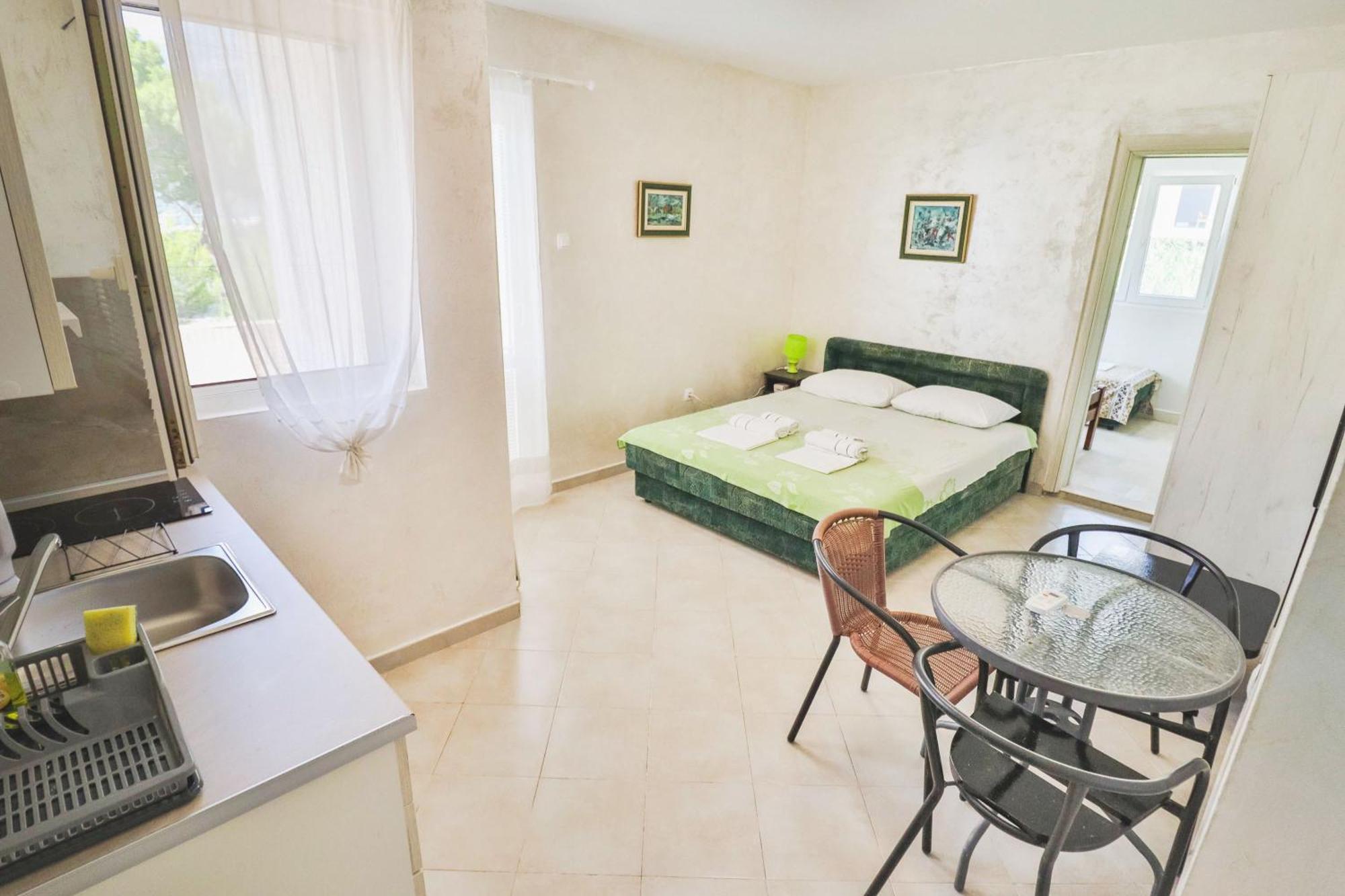 Ratac Eco Guest House Sutomore Esterno foto